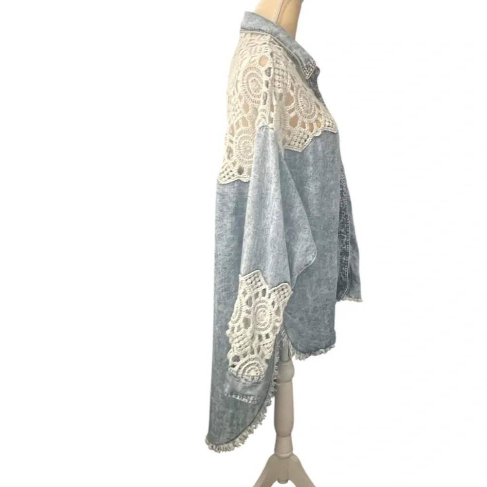 Oil & Hali Long Sleeve Shirt Women’s Button-Up Top, Casual, Raw Hem Sz M/L - Picture 8 of 9
